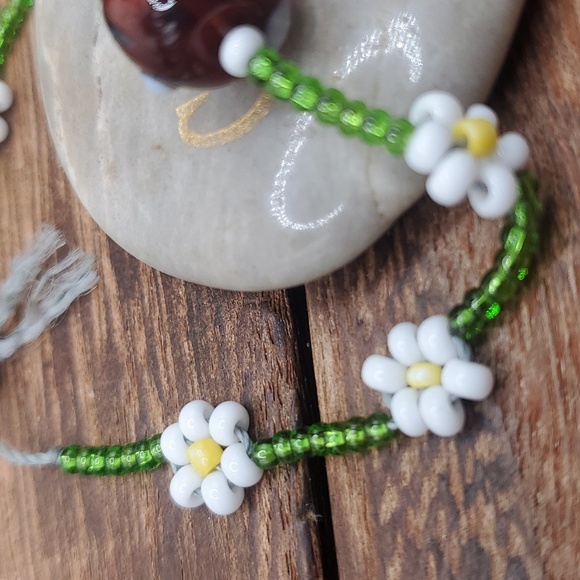 B2909 daisy chain mushroom cottagecore Hand-blown‎ glass bracelet - Picture 3 of 3